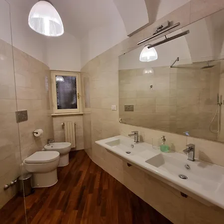 Luxury 2 Bedroom In The Heart Of Rome